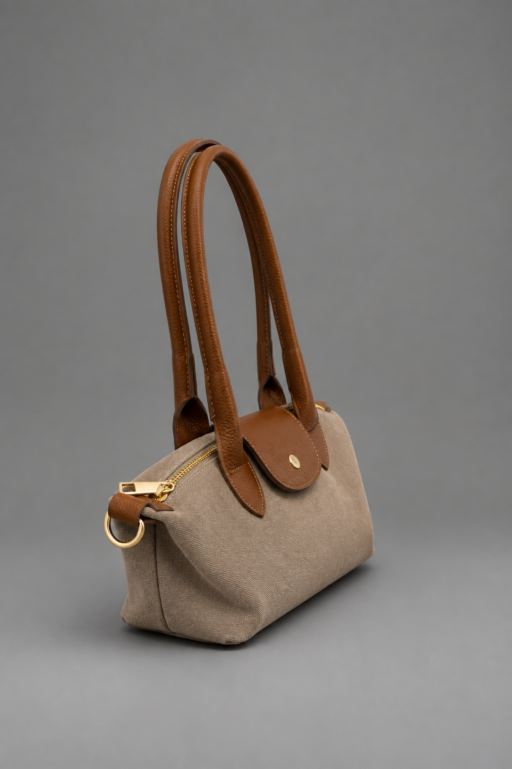 Bolso de piel con asas largas